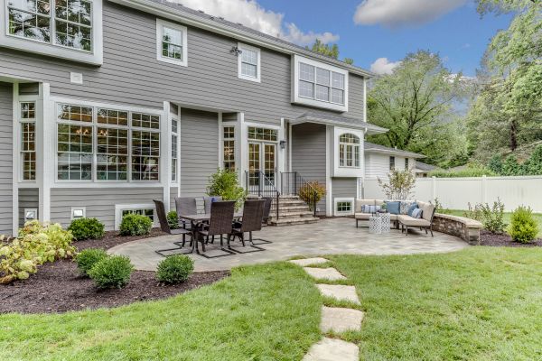Concrete Patio Landscaping in Plant City