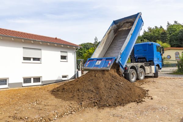 Garden Dirt Delivery in Plant City
