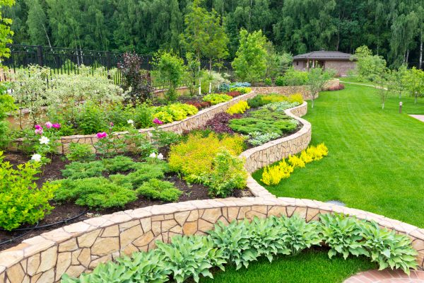 Home Garden Landscaping in Plant City